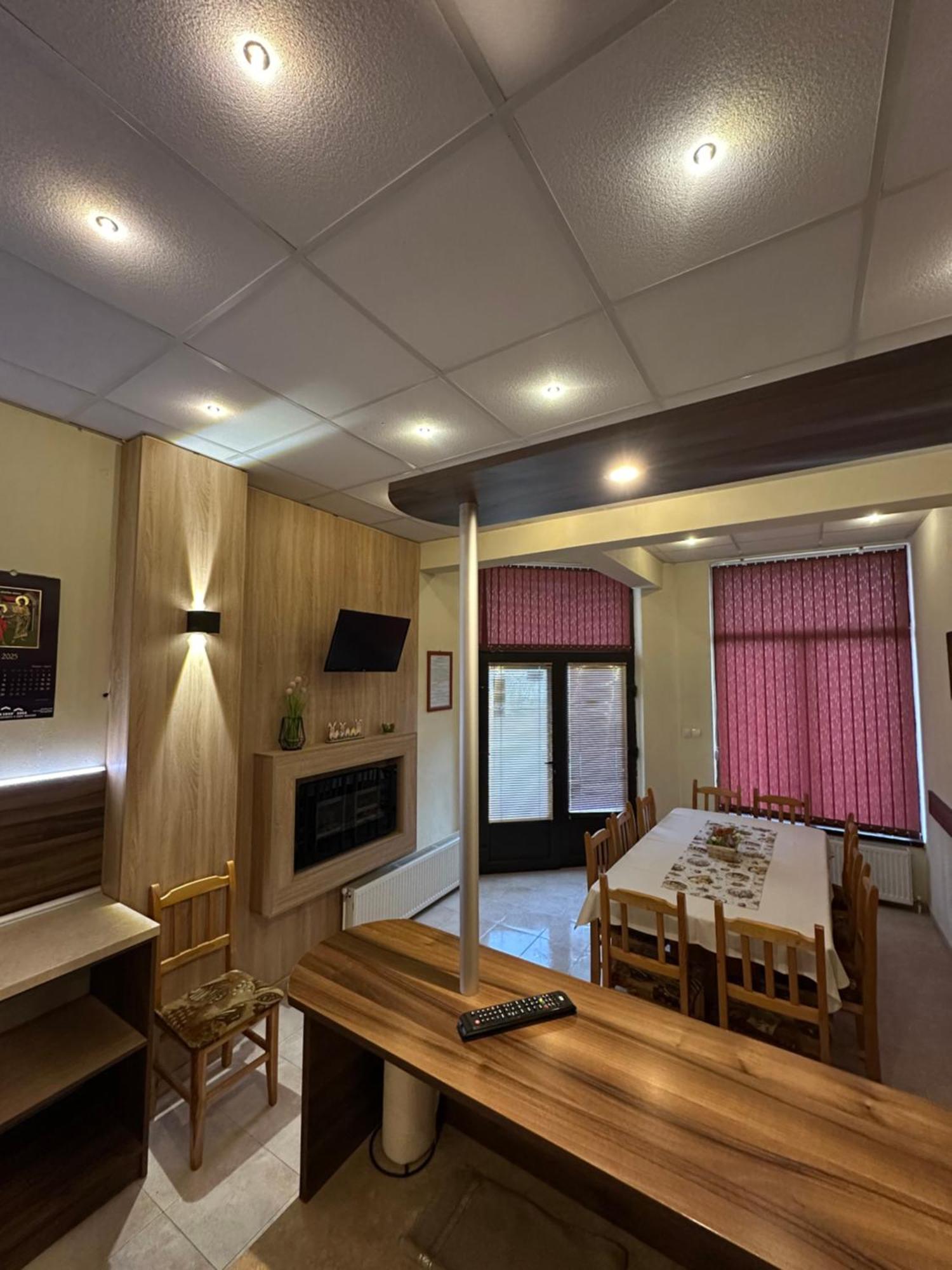 Advel Guest Hous Hotel Madzhare Exterior photo